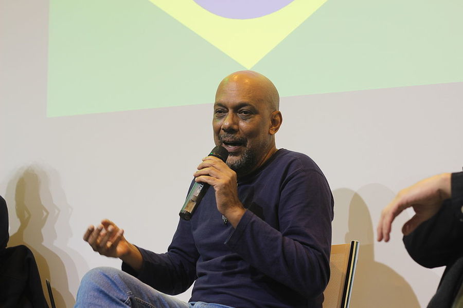 Paulo Lins no último Salão do Livro de Paris | © Paris 16/WikiCommons