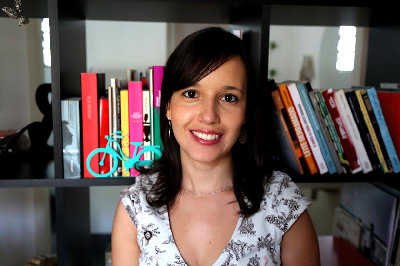 Vanessa Gonçalves foi selecionada para programa de bolsas da Feira do Livro Infantojuvenil de Xangai | © Divulgação
