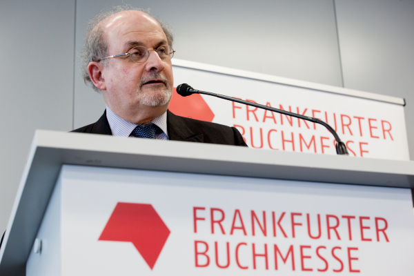 Salman Rushdie na conferência de abertura para a imprensa | © Marc Jacquemin/Frankfurt Book Fair