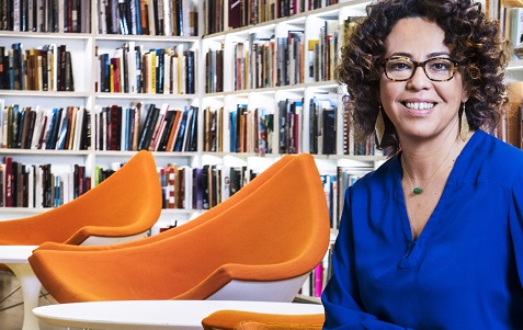 Cristiane Correa promete escrever um livro a cada dois anos. O próximo sai em 2017 pela Sextante. | ©