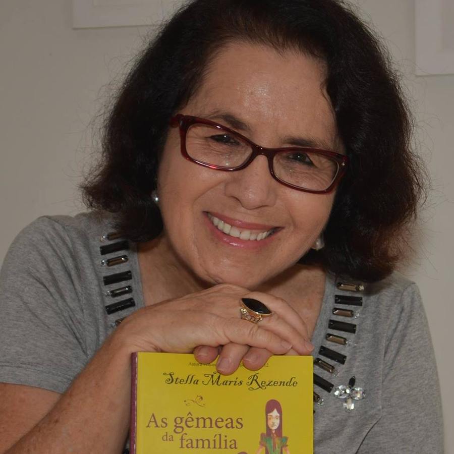 Stella Maris Rezende conduz o encontro sábado com direito à troca de livros | © Facebook da Autora