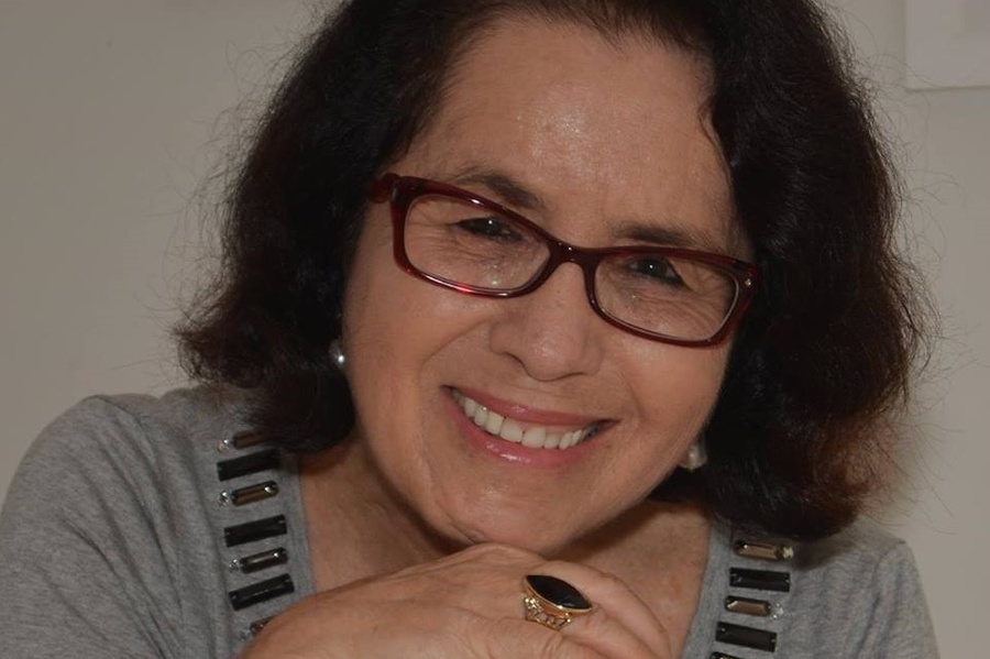 Stella Maris Rezende conduz o encontro sábado com direito à troca de livros | © Facebook da Autora
