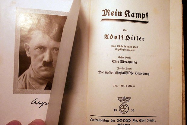 Após 70 anos sem novas publicações, Mein kampf ganhará novas edições ao redor do mundo em 2016| © Divulgação 