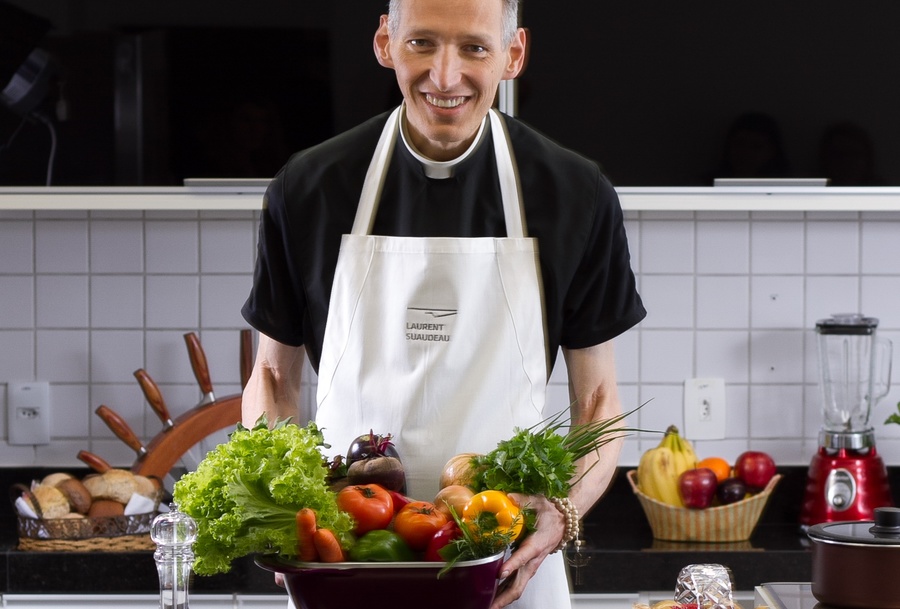 Padre Marcelo Rossi toma a dianteira da lista de mais vendidos dessa semana | &copy; Divulga&ccedil;&atilde;o