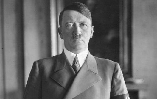 Adolf Hitler, autor de