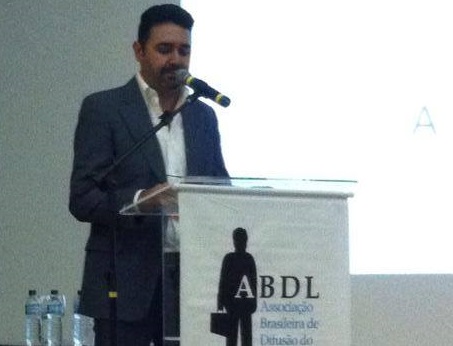 Leandro Carvalho, presidente da ABDL, na abertura do evento | © Cassia Carrenho