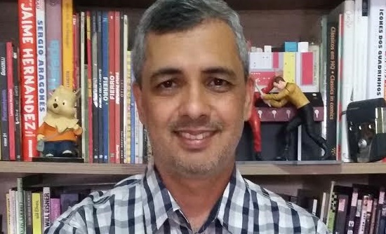 Afonso Andrade é um dos curadores do Espaço Geek & Quadrinhos da Bienal de Minas | © Divulgação