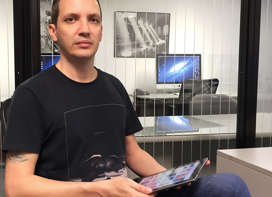 Tiago Ferro, da e-gal&aacute;xia, levanta o debate sobre o livro digital e conclui: 'literatura &eacute; literatura, tenha cheiro ou n&atilde;o' | &copy; Divulga&ccedil;&atilde;o