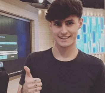 Pedro Afonso, o RezendeEvil, encabe&ccedil;a a lista infantojuvenil de 2016 | &copy; Divulga&ccedil;&atilde;o