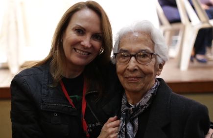 Gisele e Benedicta Duarte, escritora homenageada no Flipoços 2016 © Bruno Alves