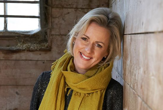 Jojo Moyes emplacou 5 livros na lista de ficção do PublishNews | ©FB da autora