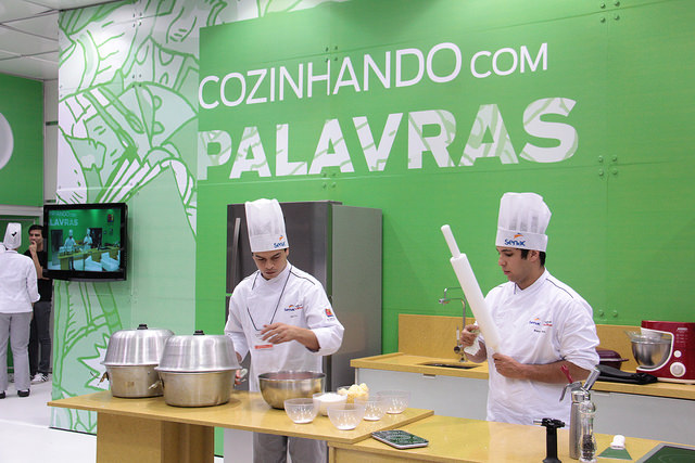 Projeto 'Cozinhando com palavras' na edição de 2014 da Bienal | © Divulgação