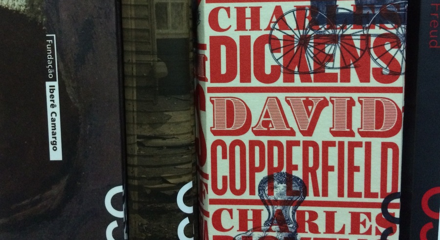 Livros da Cosac virar&atilde;o aparas