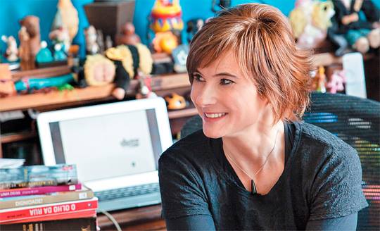 Eliane Brum é um dos destaques da programação da Semana do Livro de Pernambuco | © Divulgação