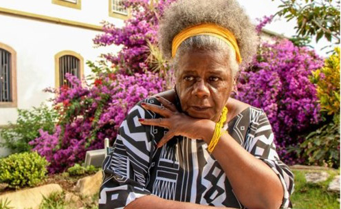 Conceição Evaristo relança livros e participa do bate-papo