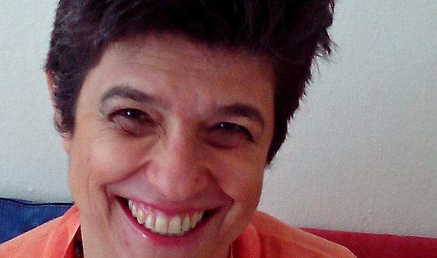 Laura Bacellar ministra curso a distância sobre
