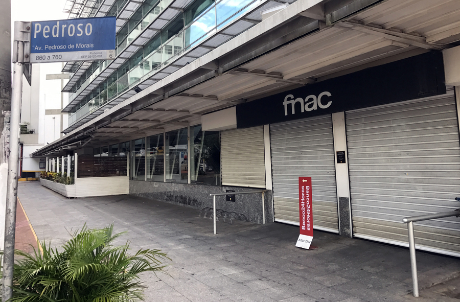 A Fnac Pinheiros é uma das 12 lojas que o grupo francês pretende vender no Brasil | © Lima Andruška