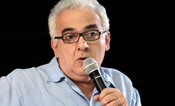 Milton Hatoum discute livro 'Dois irmãos' na FAAP | © Deniel Biachini