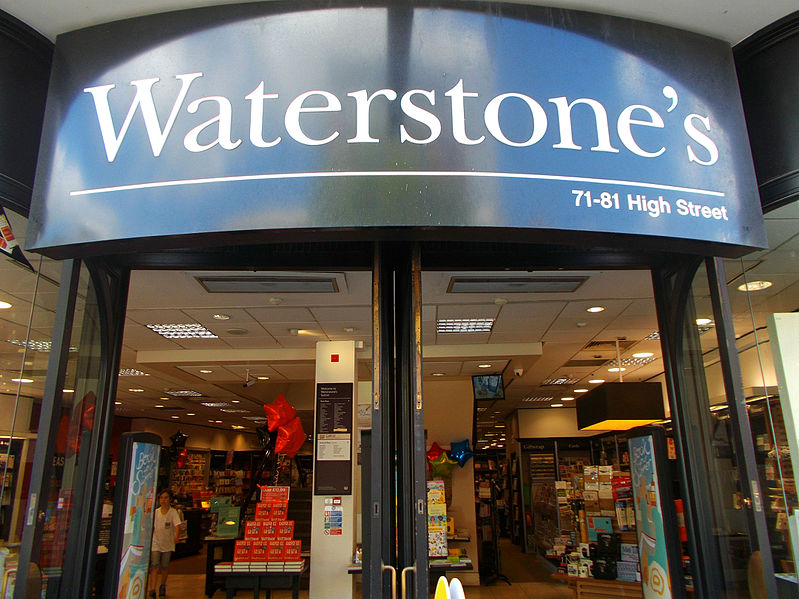 A rede Waterstones de livrarias no Reino Unido reportou crescimento nas vendas de Natal | © A P Monblat