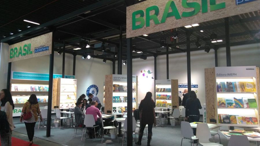 Estande do Brazilian Publishers na Feira do Livro de Bolonha | © Gil Sales
