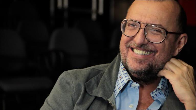 Xico Sá participa de bate-papo e lança livro no