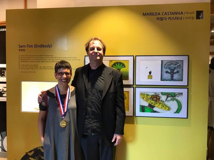 Marilda Castanha com o Wally de Doncker - Presidente do IBBY - International Board on Books for Young People, na Exposição