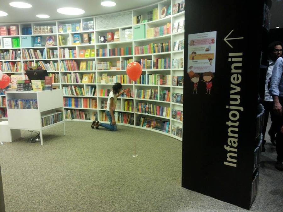 Vendas de livros cresceram em maio, na comparação ao mesmo período do ano passado, mas, segundo a Nielsen, poderia ter sido melhor | © Telma Kobori Vendas de livros cresceram em maio, na comparação ao mesmo período do ano passado, mas, segundo a Nielsen, poderia ter sido melhor | © Telma Kobori