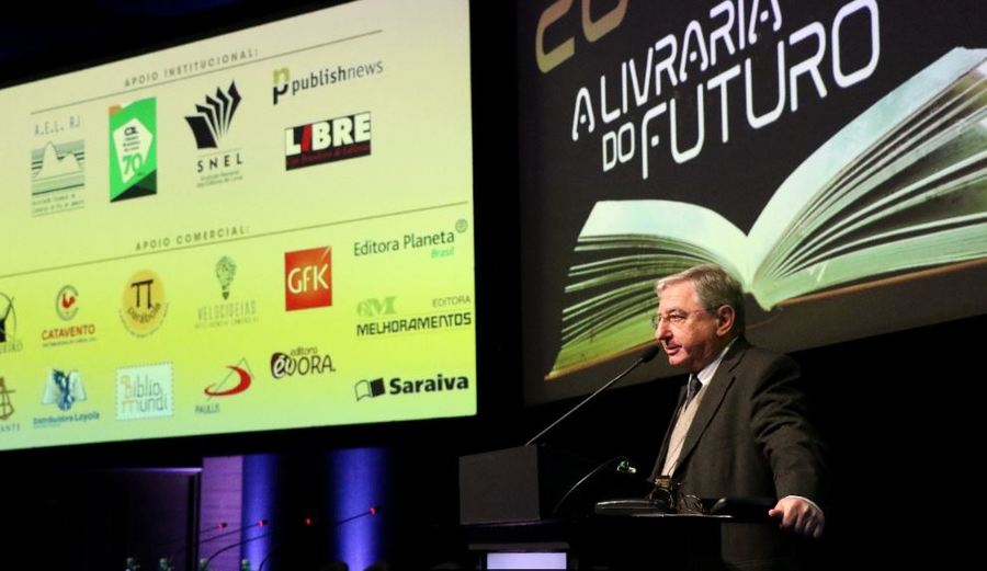 Bernardo Gurbanov, presidente da ANL, durante a última edição da Convenção Nacional de Livrarias, em 2016 | © Divulgação