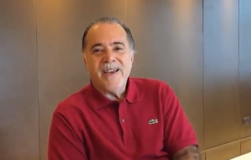Tony Ramos gravou depoimento para o projeto Livro Labirinto | © Reprodução do canal do YouTube