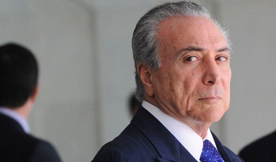 Michel Temer assina decreto que mexe em muita coisa do PNLD | © Diego Deaa / Wikicommons