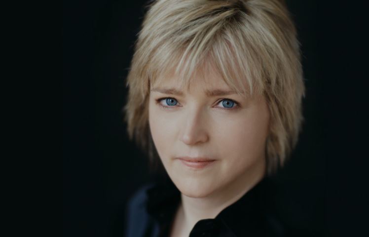 Karin Slaughter é uma das autoras que a HarperCollins levará para a Bienal | © Divulgação