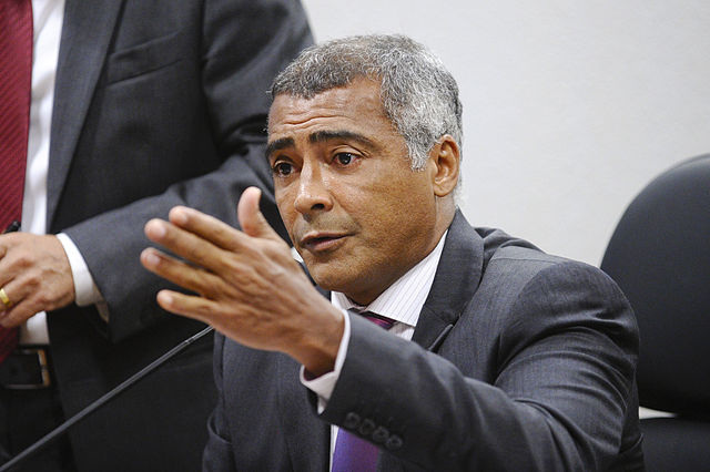 Livro do senador Romário por pouco é impedido de chegar às livrarias | Edilson Rodrigues \ Agência Senado