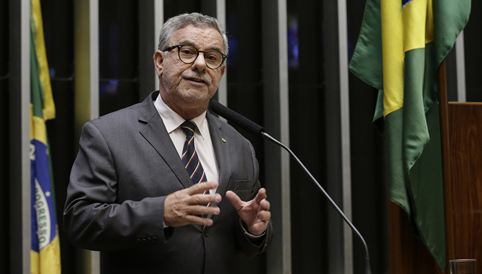 Deputado Waldenor Pereira fará a relatoria da Lei Castilho na Comissão de Educação da Câmara | © Debora Silveira / Divulgação Deputado Waldenor Pereira fará a relatoria da Lei Castilho na Comissão de Educação da Câmara | © Debora Silveira / Divulgação