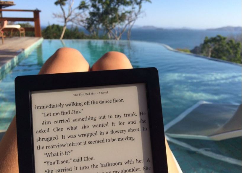 E-books e e-readers, como o Kobo que aparece na imagem, têm agora a mesma imunidade tributária dada a livros impressos| © Beatriz Simonini E-books e e-readers, como o Kobo que aparece na imagem, têm agora a mesma imunidade tributária dada a livros impressos| © Beatriz Simonini