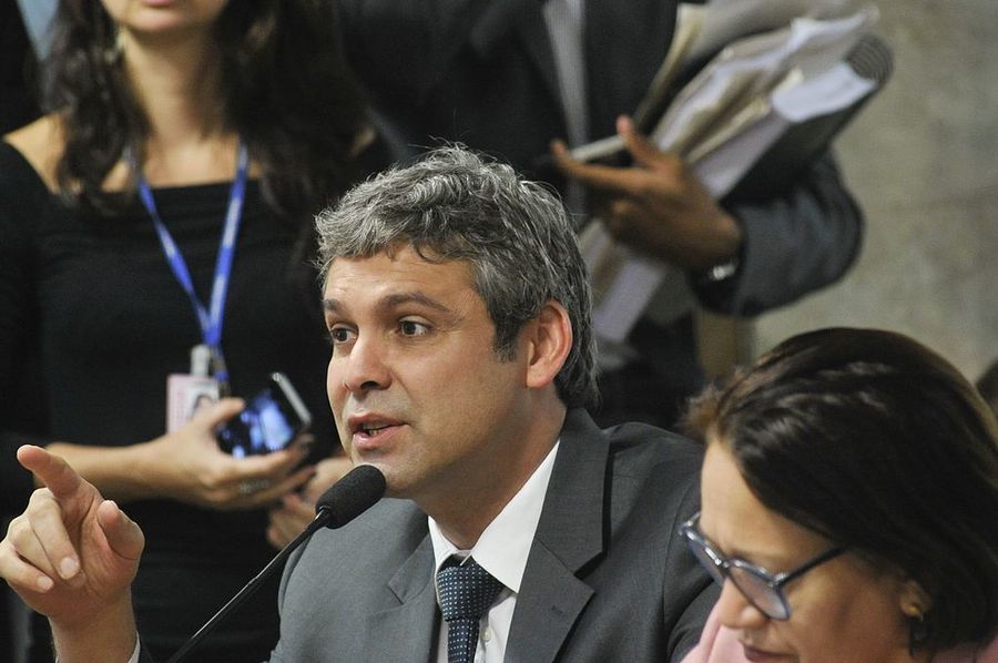 Senador Lindbergh Farias será o relator da Lei do Preço Fixo na Comissão de Assuntos Econômicos | © Ag. Senado