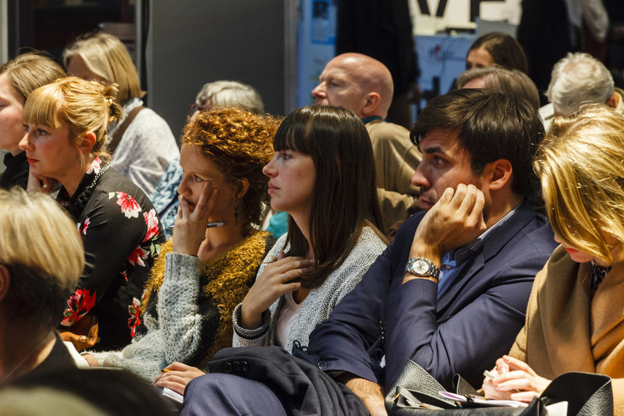 Profissionais reunidos na última edição da Feira do Livro de Frankfurt | © Marc Jacquemin / Frankfurt Book Fair