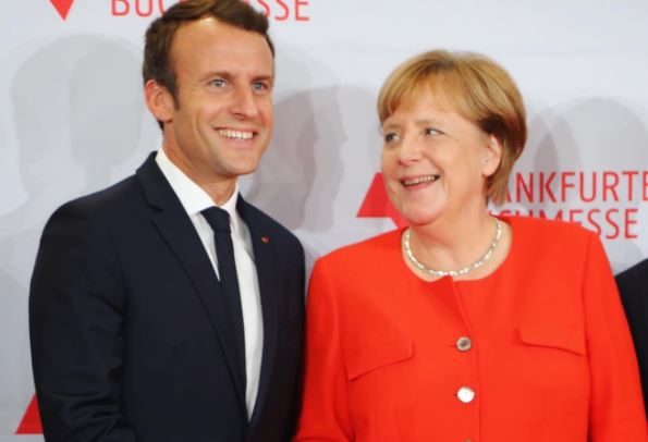 Emmanuel Macron e Angela Merkel abriram oficialmente a Feira do Livro de Frankfurt | © Divulgação / Frankfurter Buchmesse