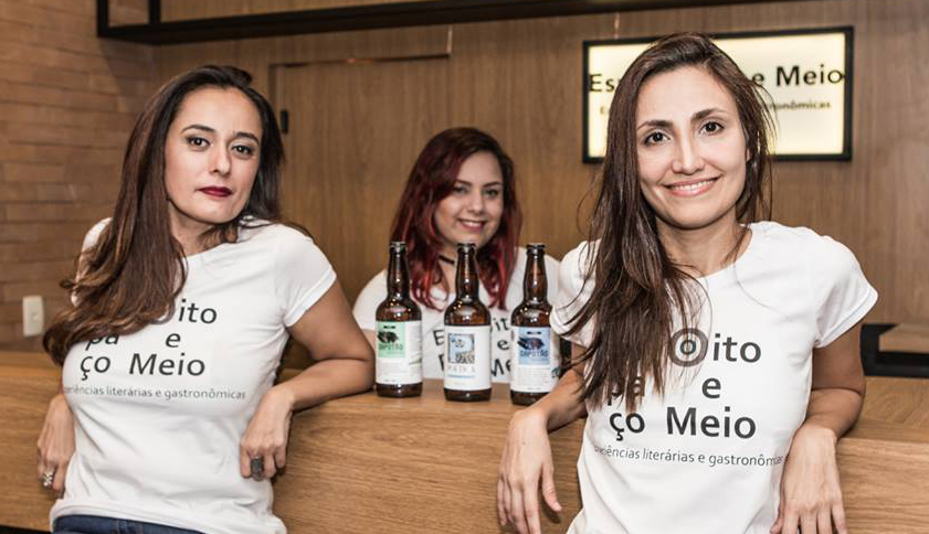 Tatiana Kely, Bianca Battesini e Flávia Iriarte formam a equipe da Oito e Meio| © Divulgação Tatiana Kely, Bianca Battesini e Flávia Iriarte formam a equipe da Oito e Meio| © Divulgação