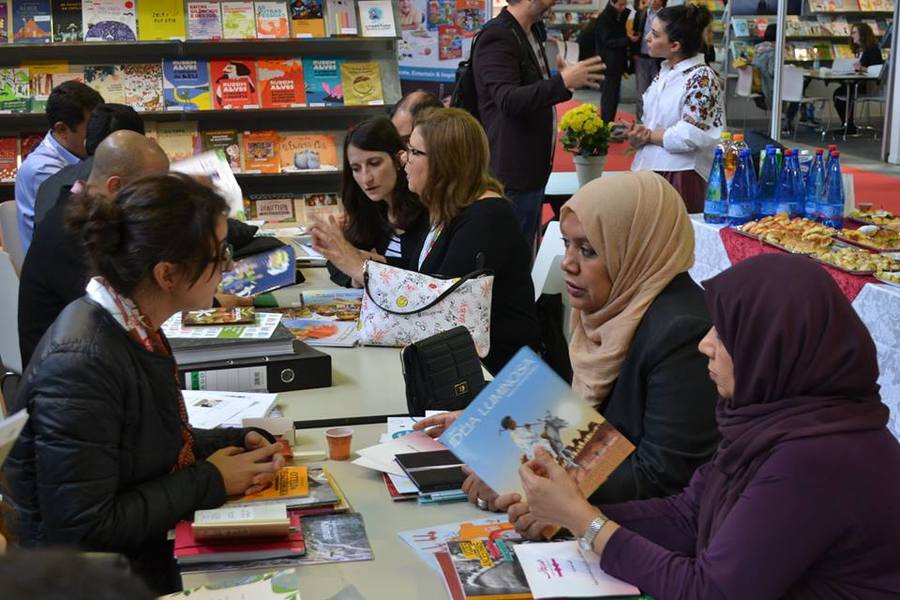 Encontro no estande brasileiro na Feira de Bolonha de 2017 | Divulgação / BP