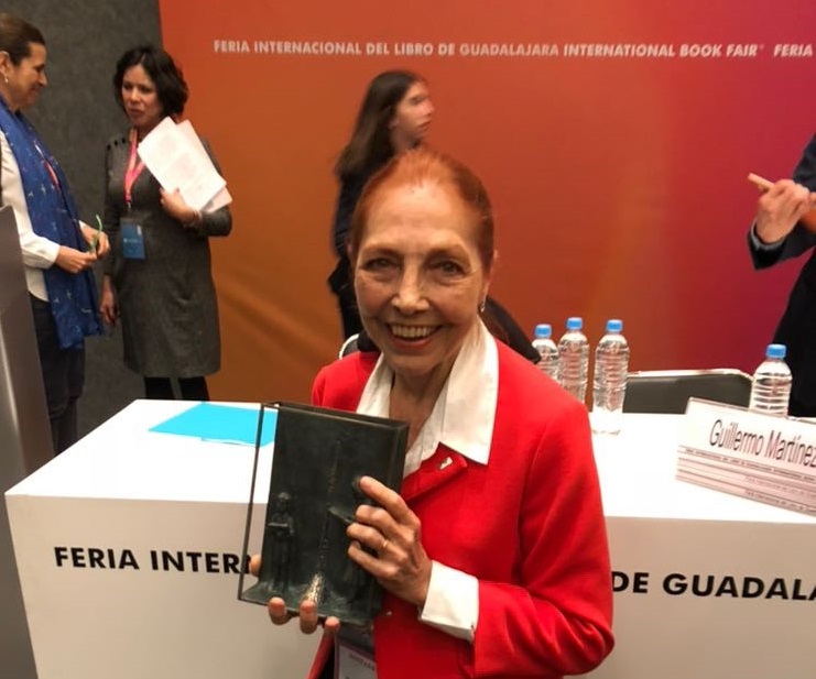 Marina Colasanti, ontem, depois da premiação em Guadalajara | Luiz Alvaro Salles Aguiar de Menezes Marina Colasanti, ontem, depois da premiação em Guadalajara | Luiz Alvaro Salles Aguiar de Menezes