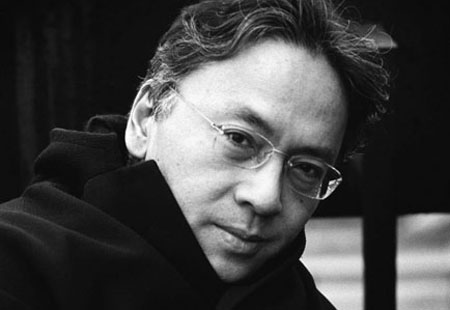 Os vestígios do dia (Companhia das Letras), do Prêmio Nobel de 2017, Kazuo Ishiguro, estreou nessa semana na Lista de Ficção | © Divulgação / Companhia das Letras Os vestígios do dia (Companhia das Letras), do Prêmio Nobel de 2017, Kazuo Ishiguro, estreou nessa semana na Lista de Ficção | © Divulgação / Companhia das Letras