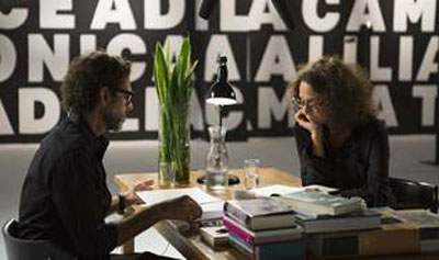 Alberto Renault e Andrea Beltrão se preparam para as gravações de Palavras em série | © Divulgação Alberto Renault e Andrea Beltrão se preparam para as gravações de Palavras em série | © Divulgação