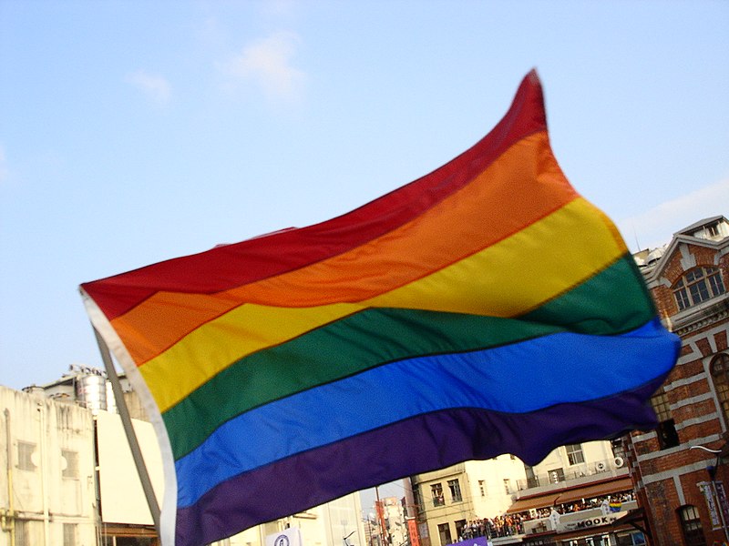 Rico Editora selecionará sete contos que farão parte de antologia de contos LGBTI | © theodoranian / Wikicommons Rico Editora selecionará sete contos que farão parte de antologia de contos LGBTI | © theodoranian / Wikicommons
