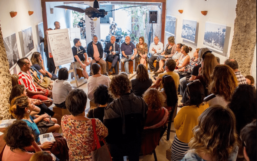 Debate com curadores de eventos literários que ocorreu na última edição da Casa PublishNews, em 2017 | © Julio Vilela Debate com curadores de eventos literários que ocorreu na última edição da Casa PublishNews, em 2017 | © Julio Vilela