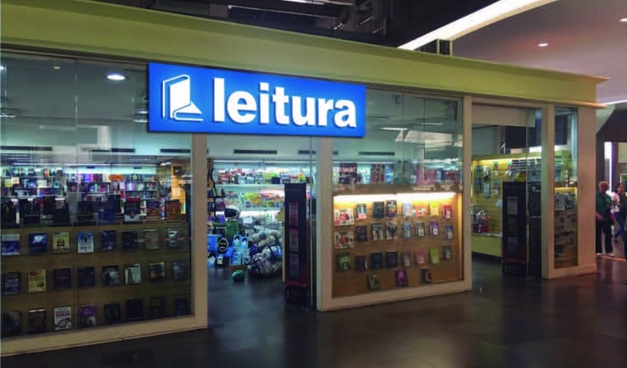 Simulação de aplicação do letreiro da Leitura em loja da Bukz na rodoviária do Novo Rio | © Divulgação