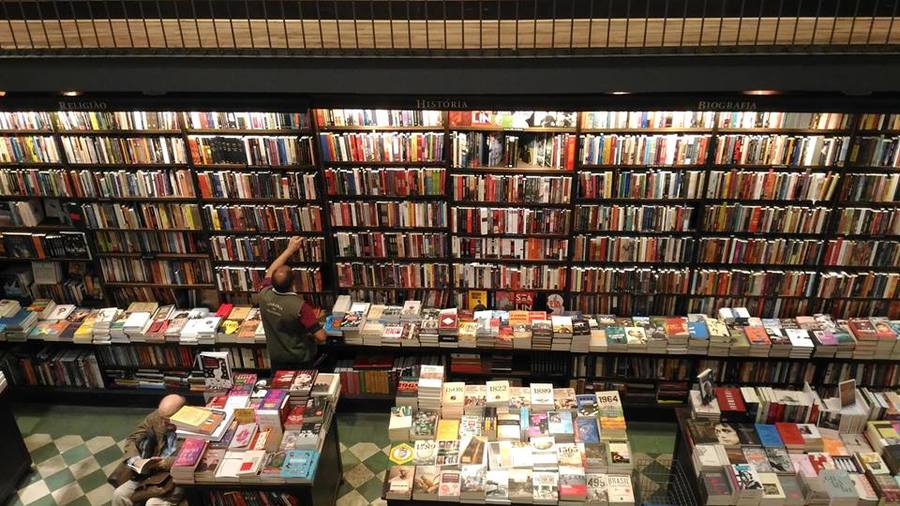 Segundo GfK, varejo de livros apresenta queda em julho | © Redes Sociais / Livraria da Travessa