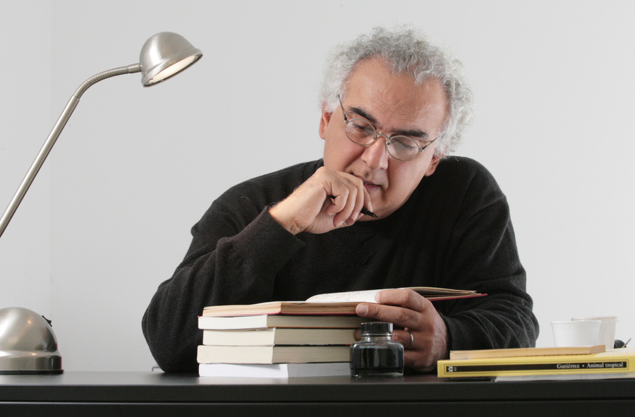 Milton Hatoum é um dos finalistas do Prêmio SP, com o livro Milton Hatoum, com A noite da espera (Companhia das Letras) | © Divulgação Milton Hatoum é um dos finalistas do Prêmio SP, com o livro Milton Hatoum, com A noite da espera (Companhia das Letras) | © Divulgação