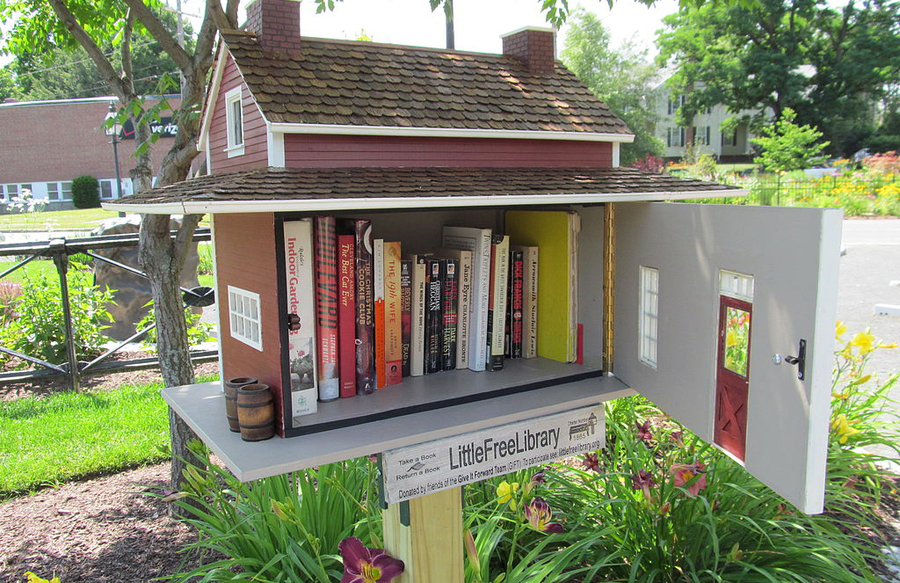 Little Free Library | © John Phelan Little Free Library | © John Phelan