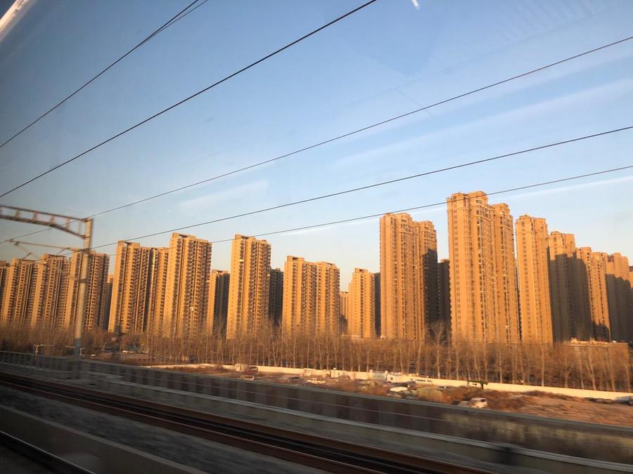 A cidade de Jinan, capital da província de Shandong, que tem 95 milhões de habitantes.