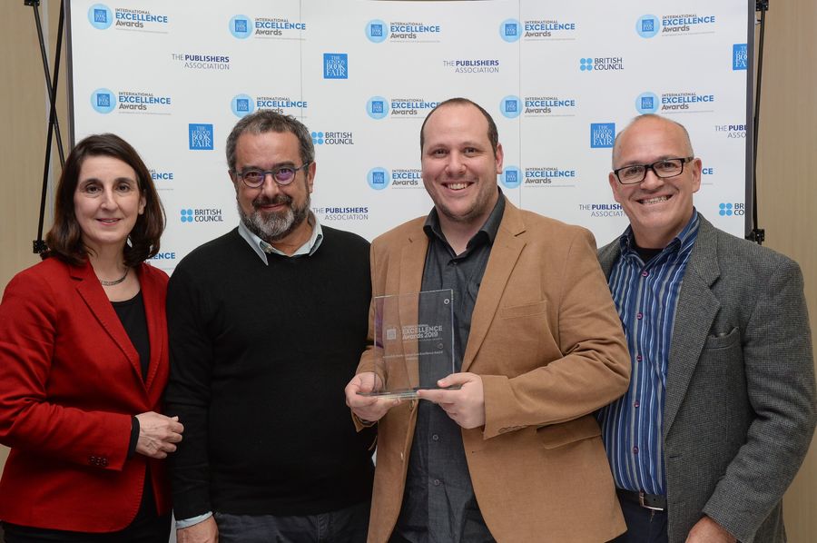 Equipe da Ed5 na entrega do International Excellence Awards | © London Book Fair Equipe da Ed5 na entrega do International Excellence Awards | © London Book Fair
